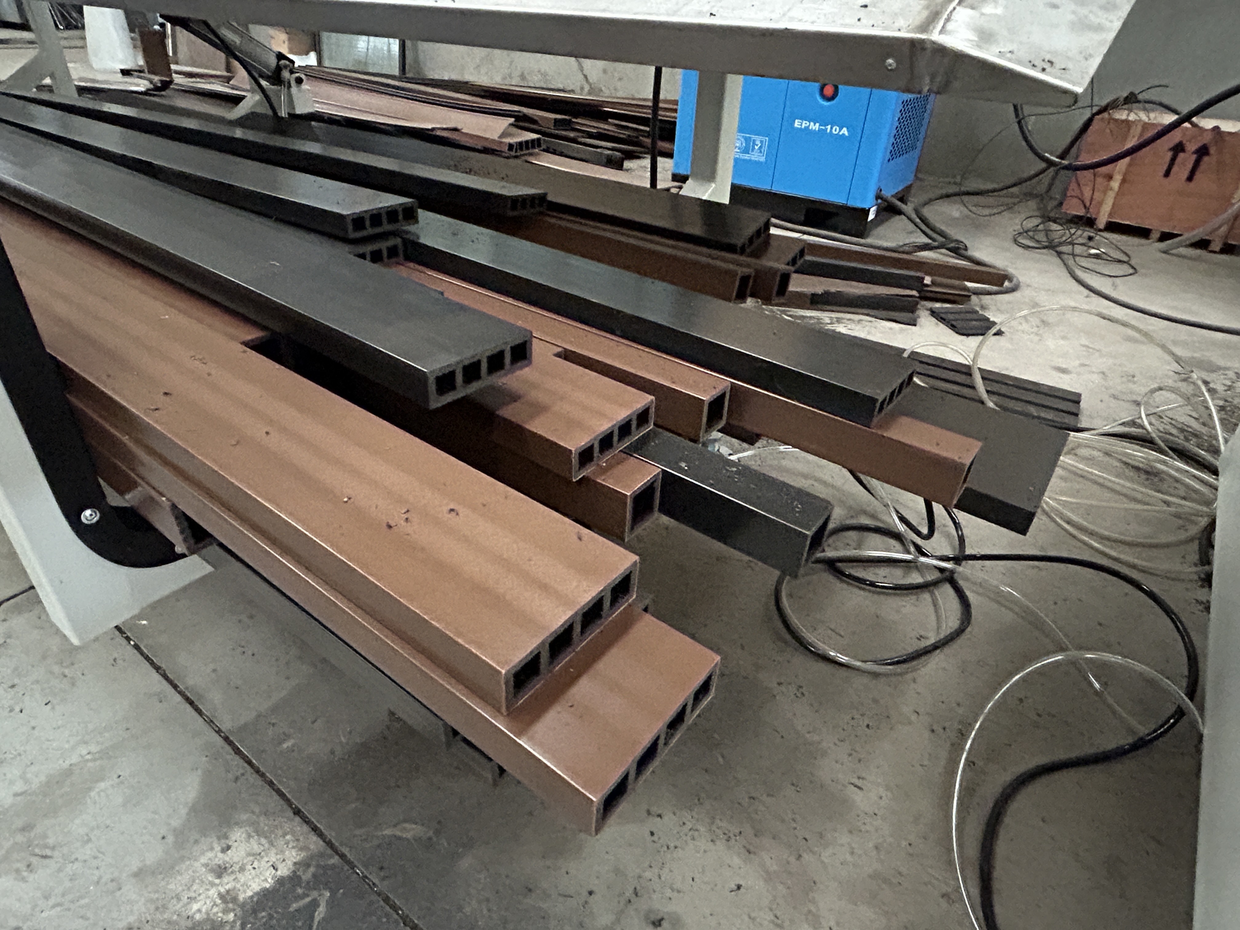 son şirket davası hakkında Building a WPC Decking Manufacturing Solution for Outdoor Flooring Applications in Romania