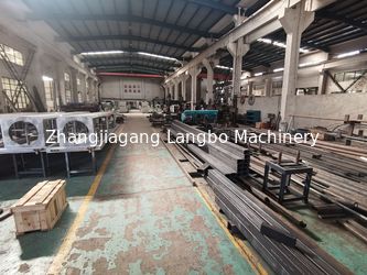 Zhangjiagang Langbo Machinery Co. Ltd. fabrika üretim hattı