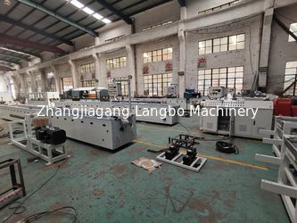 Zhangjiagang Langbo Machinery Co. Ltd. fabrika üretim hattı