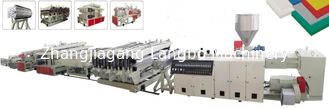 WPC / PVC Köpük Kurulu Makinası 380V Giriş Gerilimi ISO Onayı
