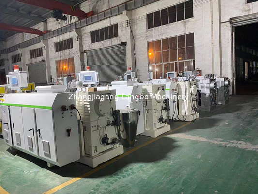 PLC kontrolü PVC boru üretim hattı yüksek çıkış ve verimlilik