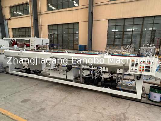 30:1 L/D Oranlı 37KW Motor Gücüne Sahip Hava Soğutmalı PVC Boru Ekstrüzyon Hattı