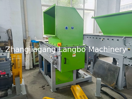 Plastik Eriyik Topakları İçin Tek Şaftlı Öğütücü 110KW