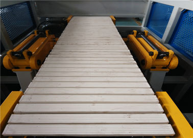 PVC Tavan Panel Üretim Hatı Plastik Karton Üretimi için Otomatik Ekstrüzyon Makinesi