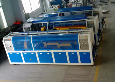 PVC Plastik ve Ahşap Köpük Plastik Levha Ekstrüzyon Hattı 1 Yıl Garanti