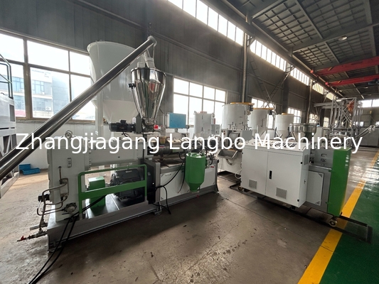 Co 3 boyutlu embossing ile dış mekan Wpc ekstrüzyon hattı
