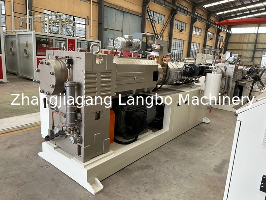 Çıkış 600kg / H ile 80/173 Konik Çift Vidalı PVC Boru Ekstrüzyon Hattı