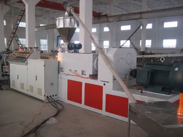 PVC Tavan Panel Üretim Hatı Plastik Karton Üretimi için Otomatik Ekstrüzyon Makinesi