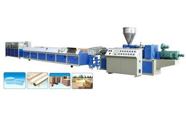 Yüksek Üretim WPC Profil Ekstrüzyon Hattı 380V 3P 50HZ Giriş CE Onayı