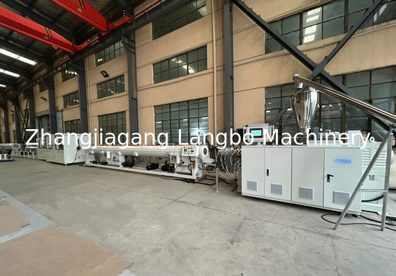 Otomatik PLC CPVC boru çıkartma hattı 20-110mm çaplı