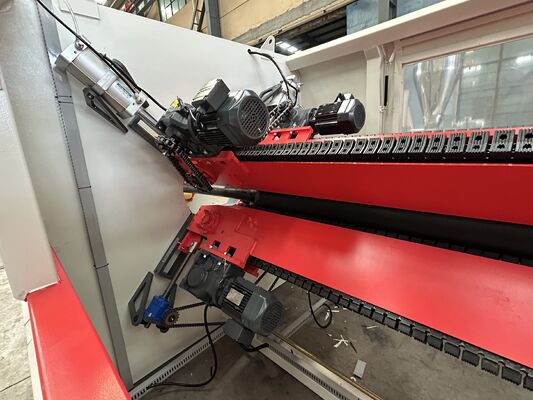 Çin 16-110mm Yüksek yoğunluklu polietilen boru yapım makinesi  hem motor hem de PLC ile