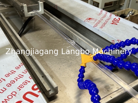 1180mm Plastik Kablo boru Kablo boru Ekstrüder Konik Çift Makara Ekstrüder ile Tercih