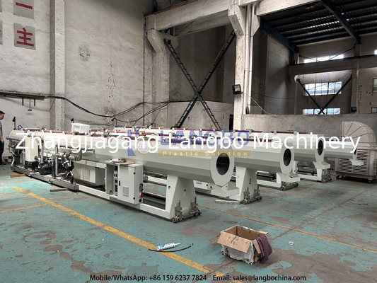 Yüksek çıkış kapasitesi ve en iyi performansı olan 75-250mm PVC-U drenaj borusu üretim hattı