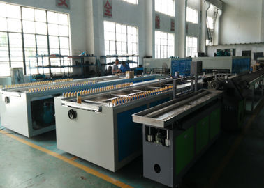 Akıllı kontrol teknolojisi ile 350KG/H PVC Profil Ekstrüzyon Sistemi