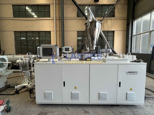 PVC Plastik Otomatik Kondisyonlu Boru Ekstrüzyon Makinesi  veya SCHNIDER Contactor ve 65/132 vida çapı ile