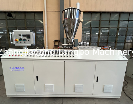 Plastik Elektrikli PVC Boru Yapım Makinesi Üretim hattı/PVC Hattı Boru Ekstrüzyon hattı