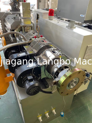 Yüksek Performanslı Ekstrüderli, Cazip Fiyatlarla Plastik PVC Su Borusu Tedarik Üretim Hattı PVC Boru İmal Makinesi