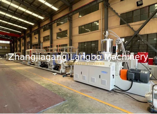 HDPE Isıtma Ceket Boru Yapma Makinesi Ekstrüzyon Üretim hattı