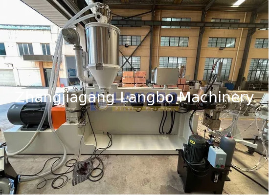 PE Pelletizing yapmak için çift vidalı plastik ekstrüder makinesi