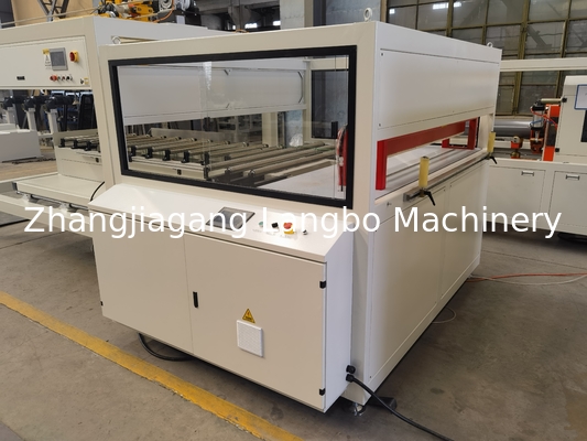 PVC Pencere Profili Ekstrüzyon hattı Yapım Makinesi Ekstrüzyon makinesi 1200mm PVC tavan paneli Üretim hattı Otomatik Elleme Makinesi ile