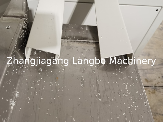 1180mm Plastik Kablo boru Kablo boru Ekstrüder Konik Çift Makara Ekstrüder ile Tercih