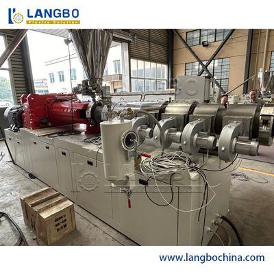 PLC kontrolü PVC boru üretim hattı yüksek çıkış ve verimlilik