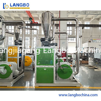 PVC Plastik Geri Dönüştürme Pulverizer Pipe Panel Profili için Makine