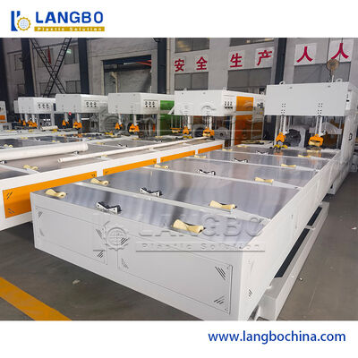 Otomatik PVC Boru Muf Makinesi Plastik Boru Soketi 800kg / H