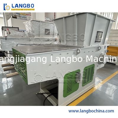 Otomatik Atık Plastik Geri Dönüşüm Parçalayıcı Pet Şişe Kırma/Kırıcı Makinesi