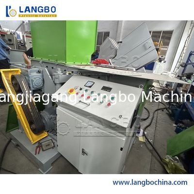 Endüstriyel Tek Çaplı Atık Metal Atık Plastik PP/PE/HDPE/LDPE/PVC Boru Kırıcı Makinesi