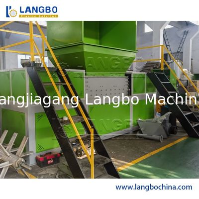 Otomatik Atık Plastik Geri Dönüştürme Kırıcı Evcil hayvan şişe kırıcı makinesi