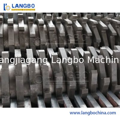 Evcil hayvan şişeleri Plastik PP PE Film Metal Crusher Kağıt Ahşap Plastik Makine Geri Dönüştürme Makine Tek Çubuklu Kırıcı