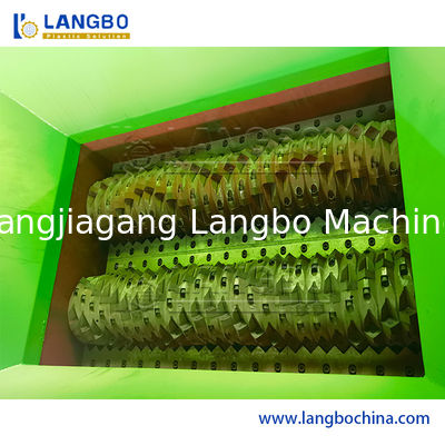 HDPE Boru Tek Şaftlı Parçalayıcı Kauçuk Kafa Plastik Atık Geri Dönüşüm Parçalayıcı Makineleri Fiyatı