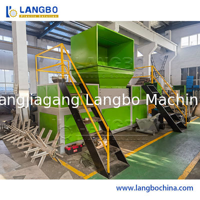 Atık PET/HDPE/LDPE/PP/PE şişeleri Filmler Dokunmuş poşetler/Tüylüler Atık Ezme Yıkama/Sıkıştırma parçalayıcı makine