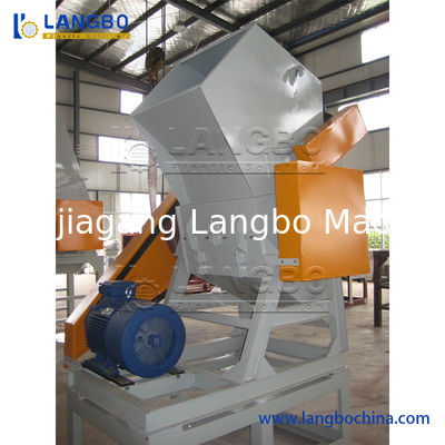 PVC PE Oluklu Borular, Borular, Tepsiler, Paletler, Pet PVC PC EVA ABS Günlük Malzemeler Kırma Parçalama Parçalayıcı Makinesi için Plastik Kırıcı