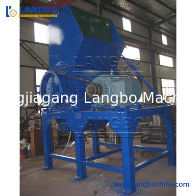 PVC PE Oluklu Borular, Borular, Tepsiler, Paletler, Pet PVC PC EVA ABS Günlük Malzemeler Kırma Parçalama Parçalayıcı Makinesi için Plastik Kırıcı