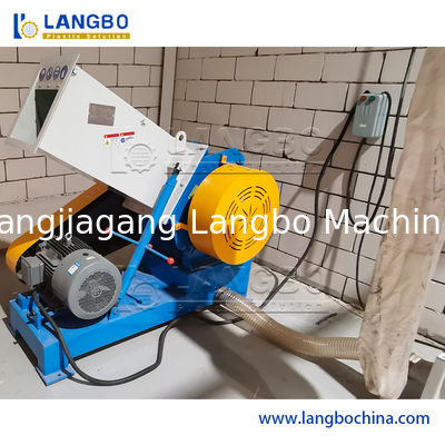 PP PE Pet Plastik Şişe Boru Film Çakıcı Plastik Çakıcı Atık Geri Dönüştürme Makinesi