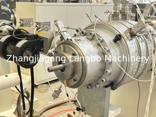 50-200mm PVC boru çıkartma hattı / PVC boru yapım makinesi / PVC boru üretim hattı