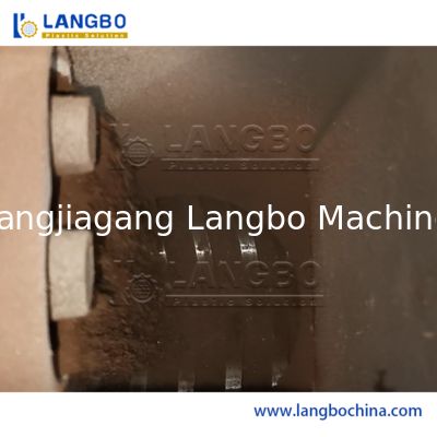 55/110 Konik Çift Makara Ekstrüder WPC Profil Ekstrüzyon Lini, 1180MM Profil Boyutu ve 22KW Motor Gücü