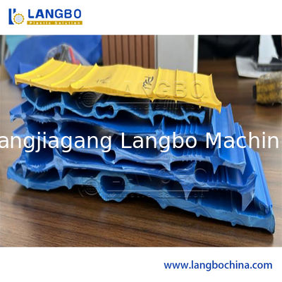 Hızlı ve Verimli UPVC Su Tutucu Su Durdurucu Profil Levha Ekstrüzyon Ünitesi Makinesi