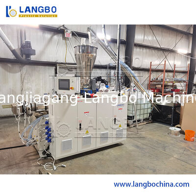 55/110 Konik Çift Makara Ekstrüder PVC Profil Ekstrüsiyon Hattı, 22KW Motor Gücü ile 1180mm Kablo Kütüğü için