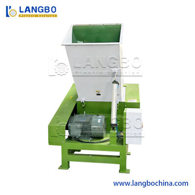 Plastik Crusher Çöpeleme Makinesi Küçük Evcil hayvan şişe Crusher Plastik ip kesme makinesi