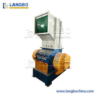 Plastik Crusher Çöpeleme Makinesi Küçük Evcil hayvan şişe Crusher Plastik ip kesme makinesi