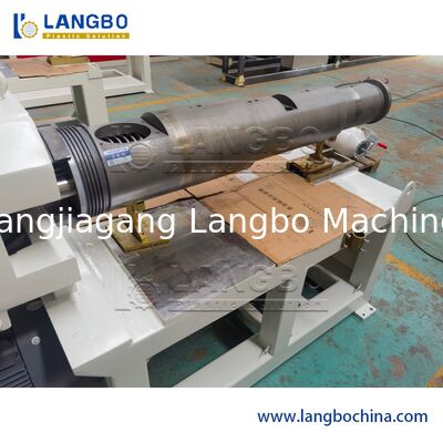 WPC Konik Çift Vidalı Ekstruder AC Motorlar İsteğe Bağlı Dokunmatik Ekran Kontrol Paneli