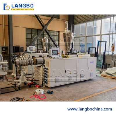 16 ila 1600mm Plastik PVC PPR PE HDPE Su Akıtma İdrenaj İrileme Gaz Boru Yapım Makinesi Ekstrüzyon hattı