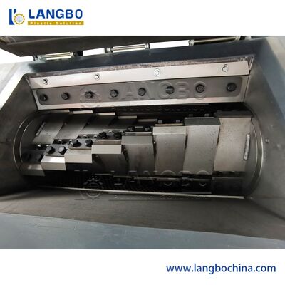 En iyi kapasite büyük çıkış Çin'de yapılmış profesyonel üretim Satılık metal plastik kırıcı makinesi