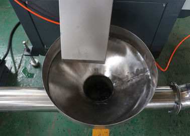 Yüksek Üretim Kapasitesi Yumuşak Sert PVC Granüller Ekstrüzyon Yapma Makinesi PVC Pelletizing Extruder PVC Granulating Üretim hattı