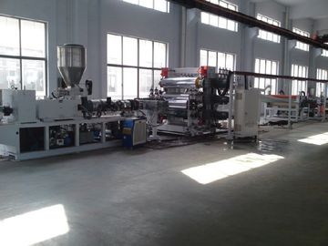 Kesme ve yığma da dahil olmak üzere süper uygun fiyatlı PVC Profili Üretim Makine Ekipmanı