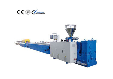 Dekoratif Malzeme İçin Çift Vidalı PVC / PVC Plastik Profil Ekstrüzyon Makine