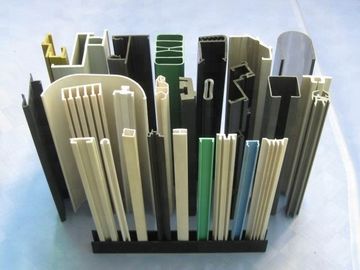 Plastik PVC Profil Köpüklü Ekstrüzer WPC Dullar Kapı Çerçeve Zeminler PP PE PC Çürük Tahta Sızıntı ABS PMMA Profil Ekstrüzyon hattı